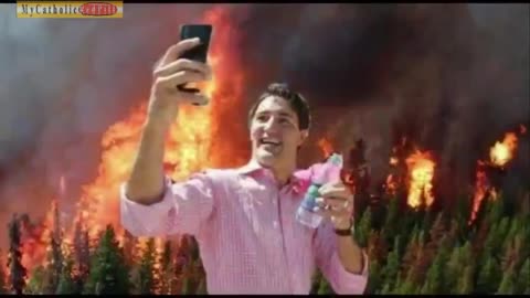 Ex-CNN Producer Releases Video Proof That Michelle Obama Is Biologically Male (compilation version)