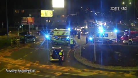 Na skrzyżowaniu ulic Wyszyńskiego i Pstrowskiego w Olsztynie 43-letnia kierująca