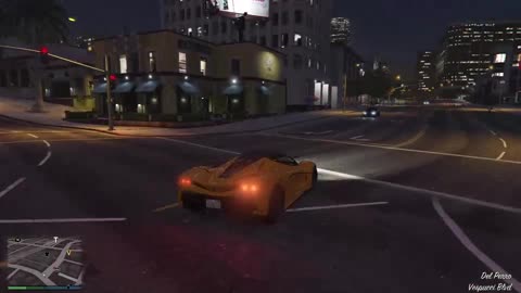 Saving a shop from being Robbed GTA V