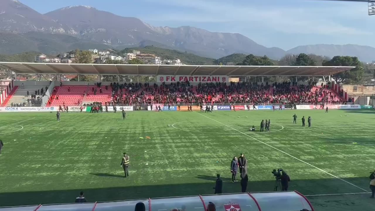 perplasje ne derbi partizani-tirana