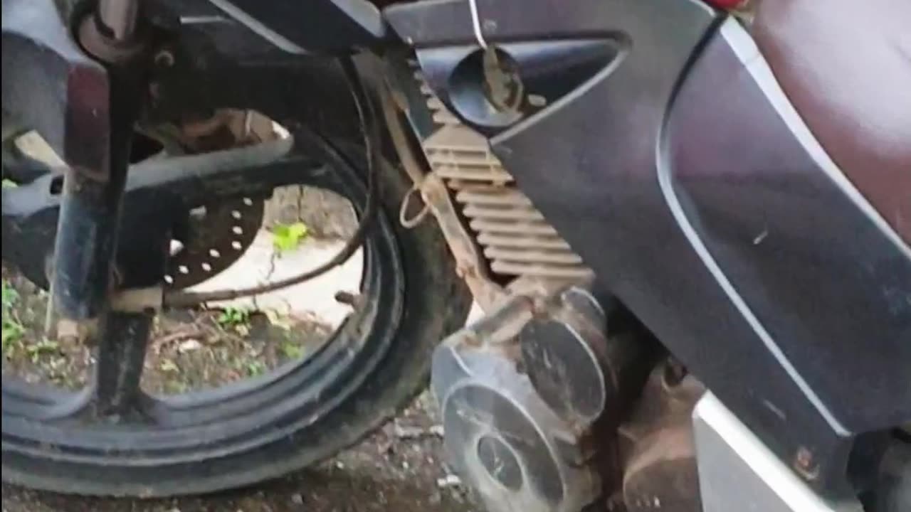 Kalau gak ada ini, bisa jatuh motor kita