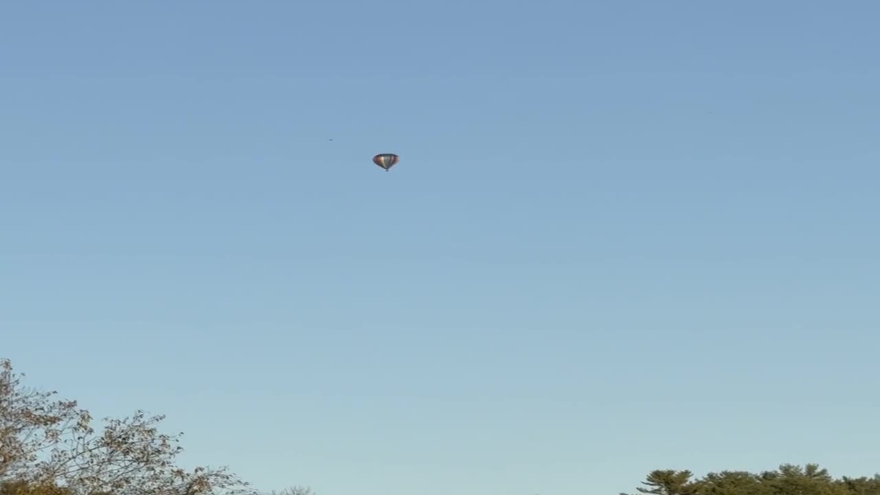 👁️🤯 Unbelievable UFO Captured in Live Photo from Vermont! | TheTruthAbove