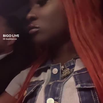 Bigo304s: Mrs.NoCap shows White Trick and money on live !!!!