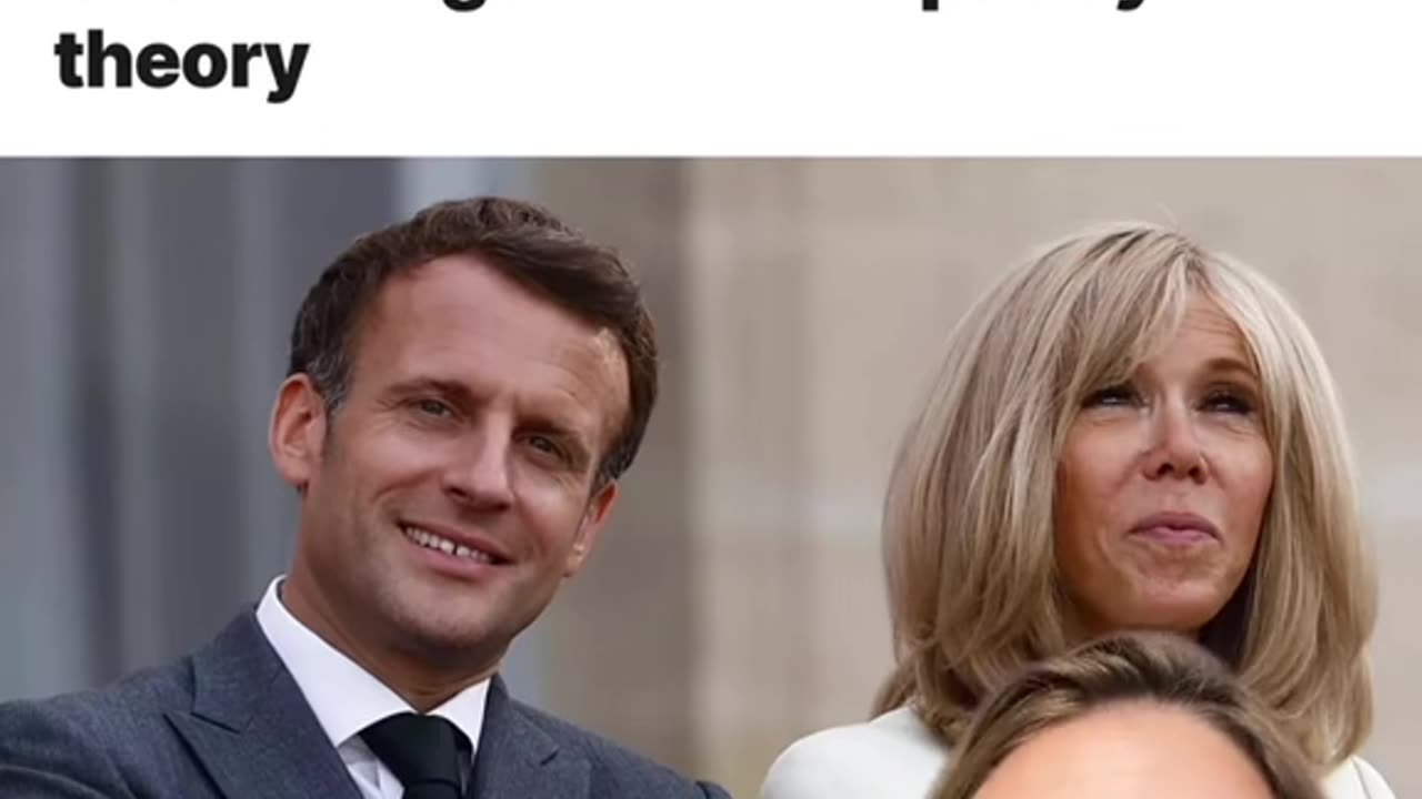 Macron Leva tapa no avião