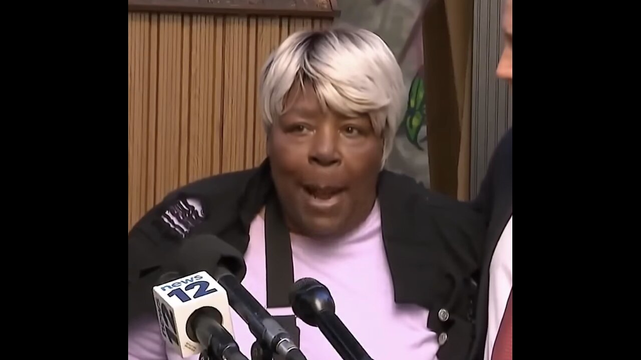 A Show About Useless Negroes For A Bunch Of Talented, Intelligent Wonderful White People. Enjoy?