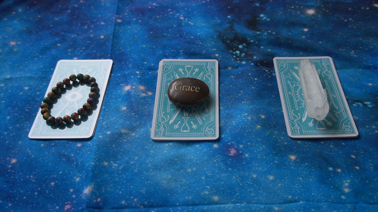 Have You Ever Met A TIME TRAVELLER?! ๐ฆนโโ๏ธ๐งโโ๏ธ๐งโโ๏ธ pick a card tarot reading
