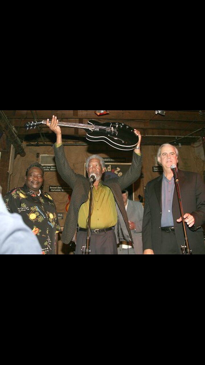 IS JIMI HENDRIX A FREE MAN ? ( LIVE CONCERT SELECTIONS )