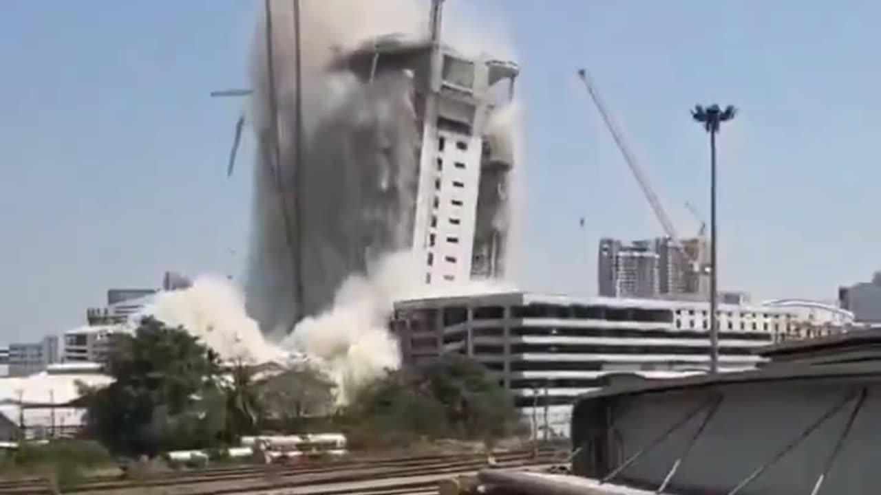 A massive 7.7 magnitude earthquake struck Myanmar and Thailand