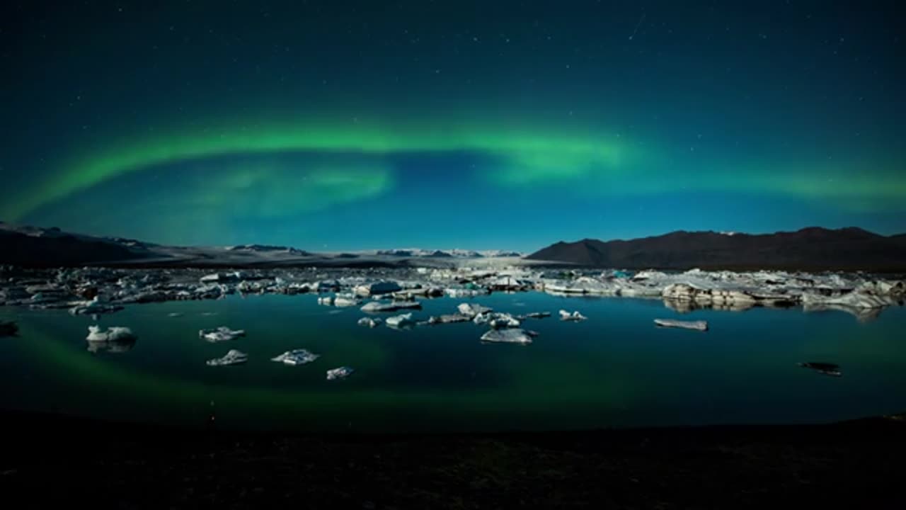 😍Mesmerizing Northern Lights you can watch in Iceland