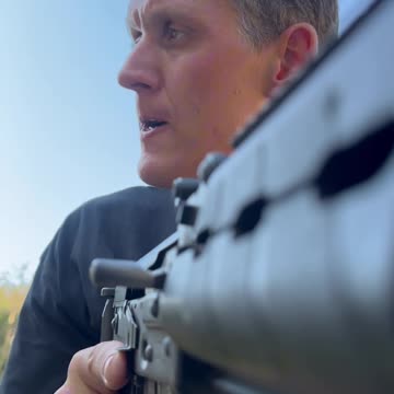 FAST MAG CHANGE ON AN AK IN REAL LIFE!