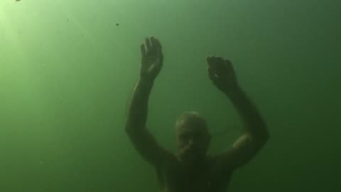 How Big Does A Fish Have To Be To Pull Someone Underwater? | EXPERIMENT | River Monsters