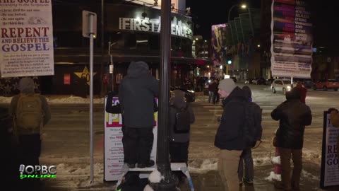 Preaching to Sinners in Downtown Minneapolis *News Year Eve*