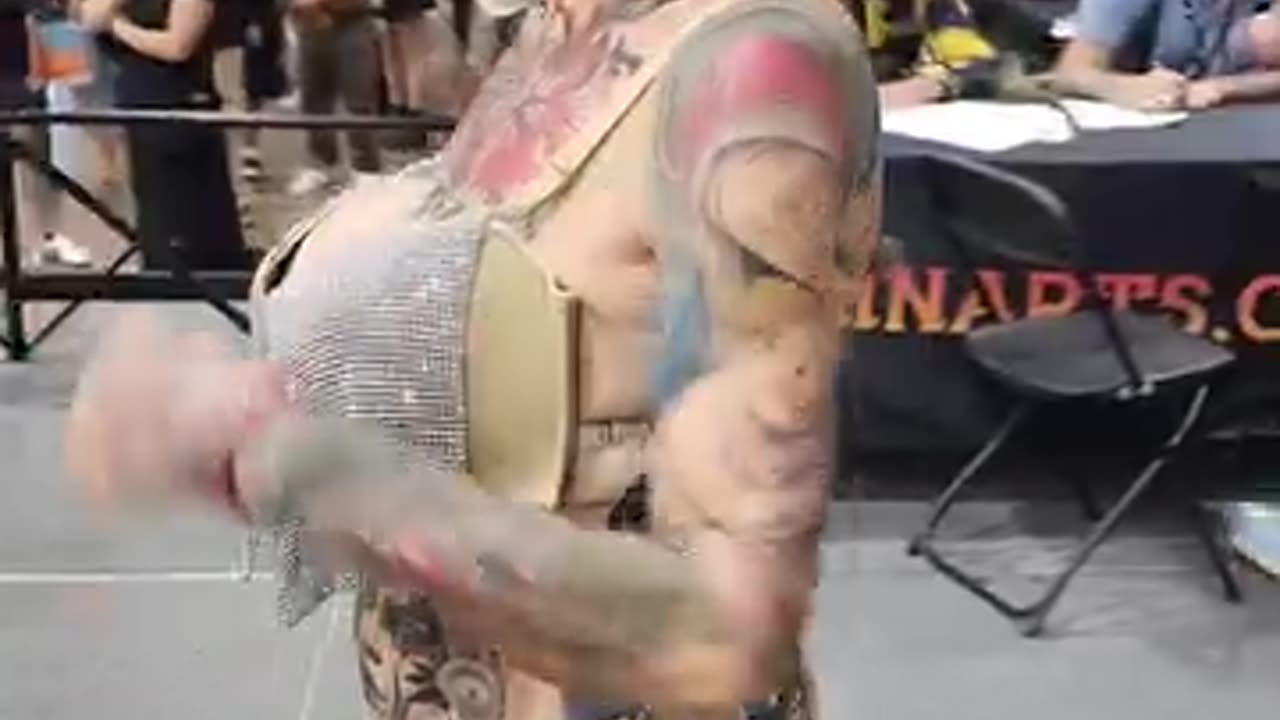 Wow….how much poison is in her body?? 😳