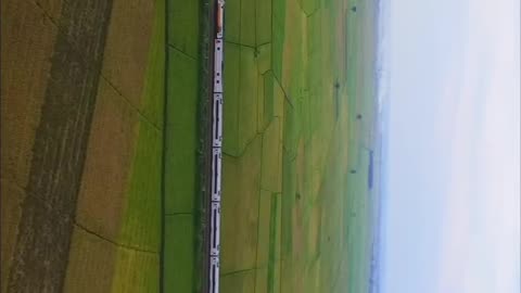 Drone View a train | on DJI Phantom 4