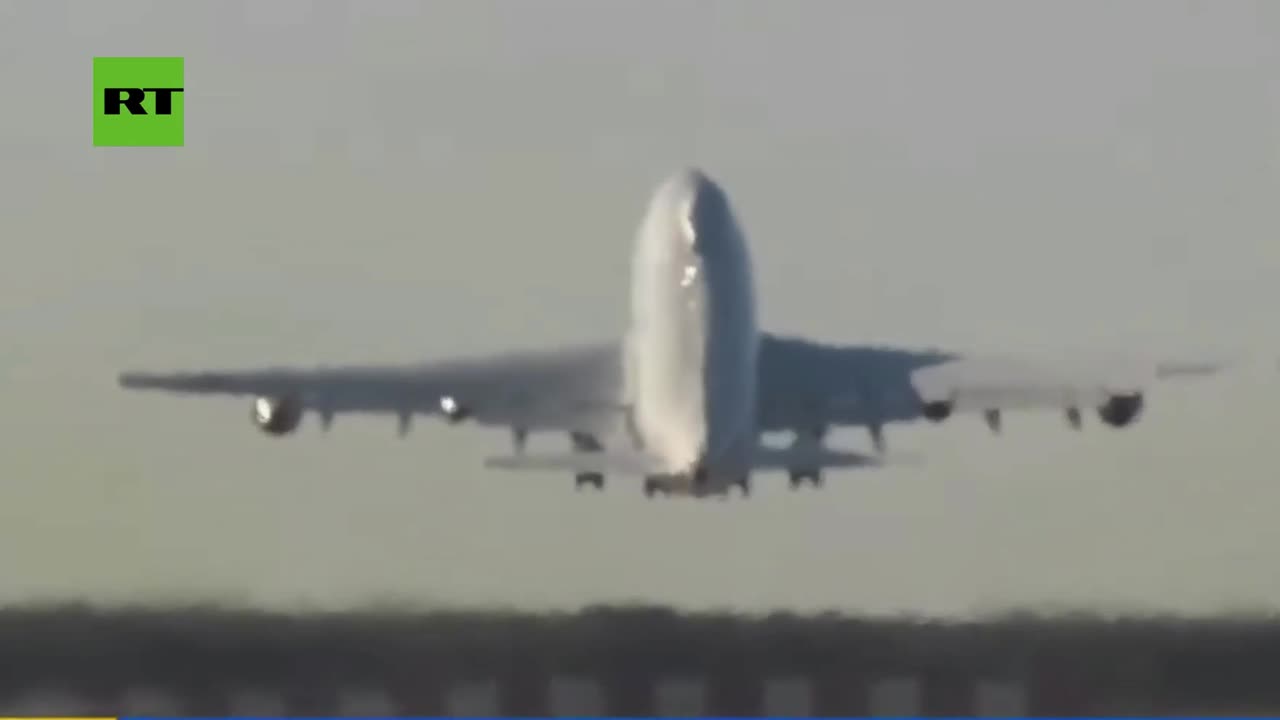 US DOOMSDAY NUKE PLANE spotted taking off for 1ST TIME EVER