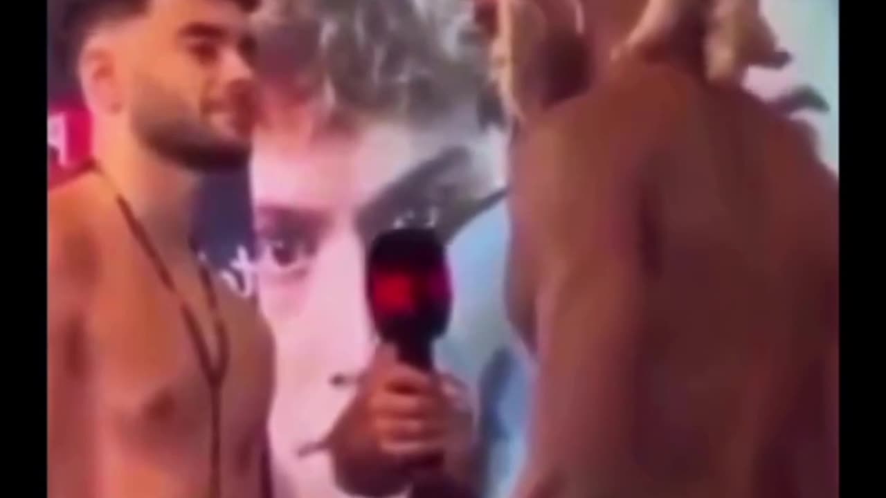 At that moment, that fighter lost his aura 😂