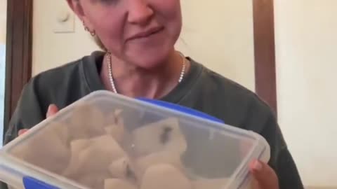Life after Divorce includes eating Muffins from your Ex-Husbands new GF.