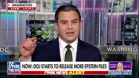 BREAKING: New Epstein Files Released – Bill Clinton Photos Leaked