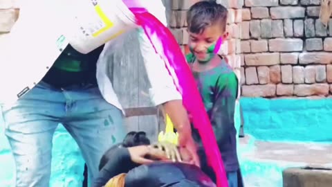 Happy Holi ☺️ ye jadu 🤣😜 #shorts #hapoyholi #comedy #funny #comedyshorts #youtubeshorts #fun