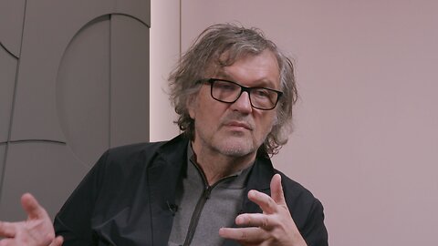 "La Unión Europea sigue un programa de guerra"