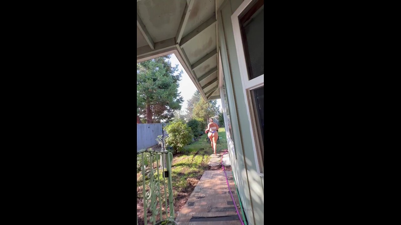 GOODNESS GRACIOUS🍑 🥰🩷🩷🩷