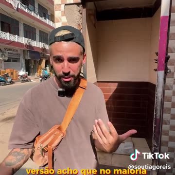 Brazilian backpacker shows the reality of Indian bathrooms