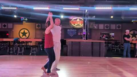 Progressive Double Two Step @ Electric Cowboy with Wes Neese 20251003 203039856