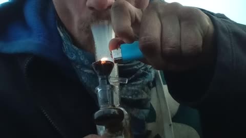 KANNIBAL KANNABIS bong rip