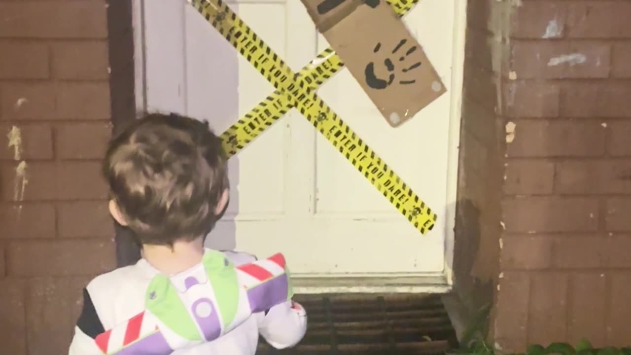 First-Time Trick-or-Treater Changes Their Mind
