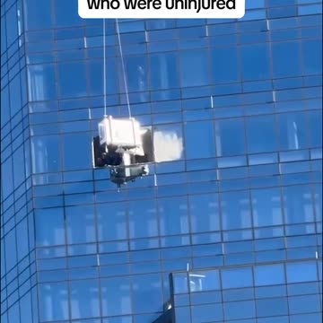 Window Washers Rescued After Scaffold Fails 78 Stories Up in NYC