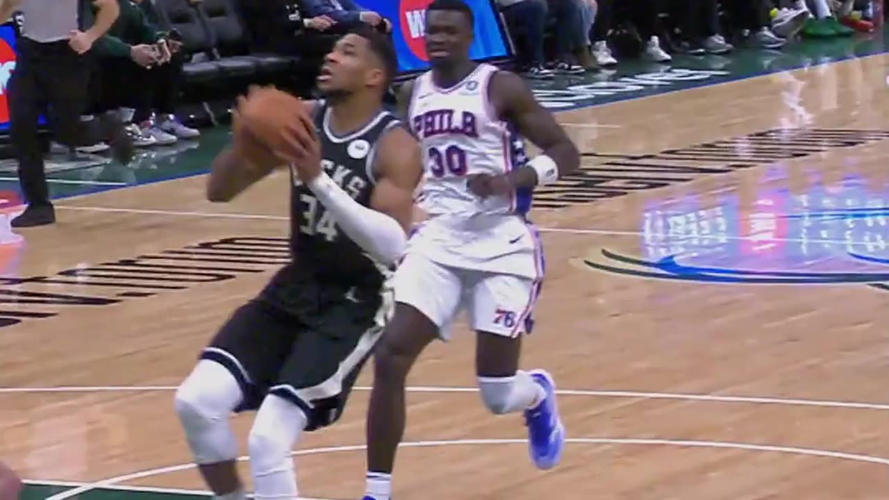 Milwaukee Bucks - Dre behind-the-back to Giannis for the dunk!