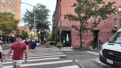 🗽 NYC Live 🔴 Walk (Chat on YouTube)