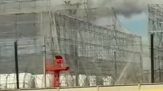 👀 At the refinery in Samara, protective nets were installed to protect against Ukrainian drones.