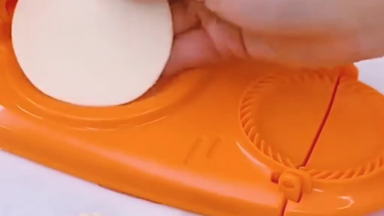 This Dumpling Machine Has No Mercy 🤖🥟 | Perfect Dumplings in Seconds