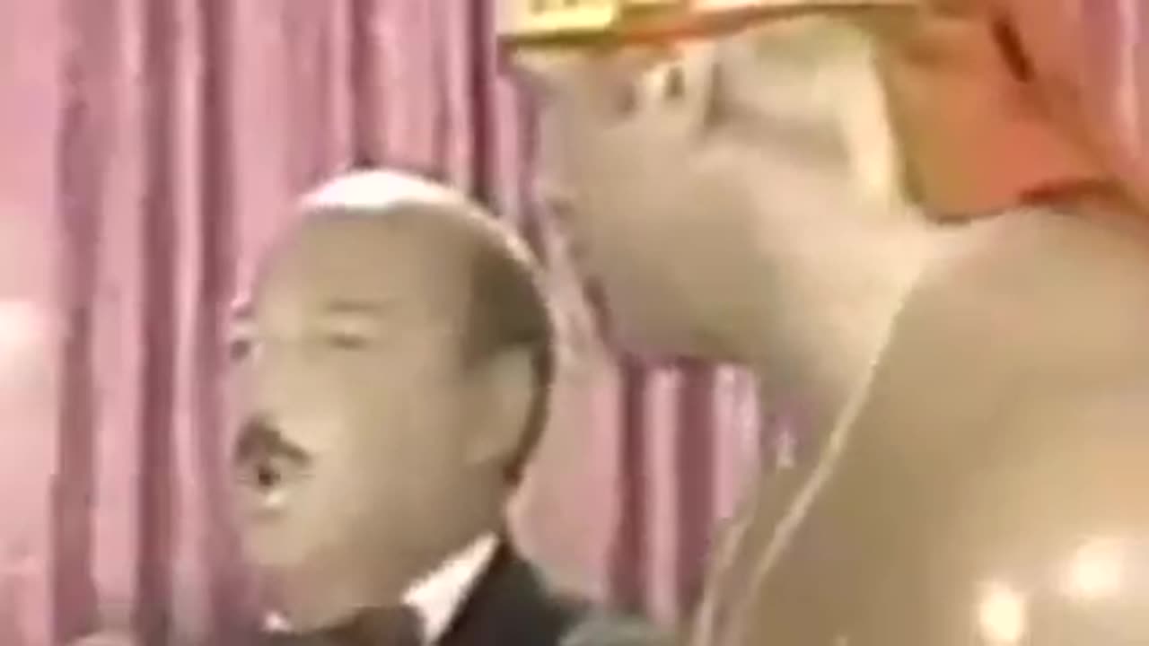 WWF Twin TOWER Telling