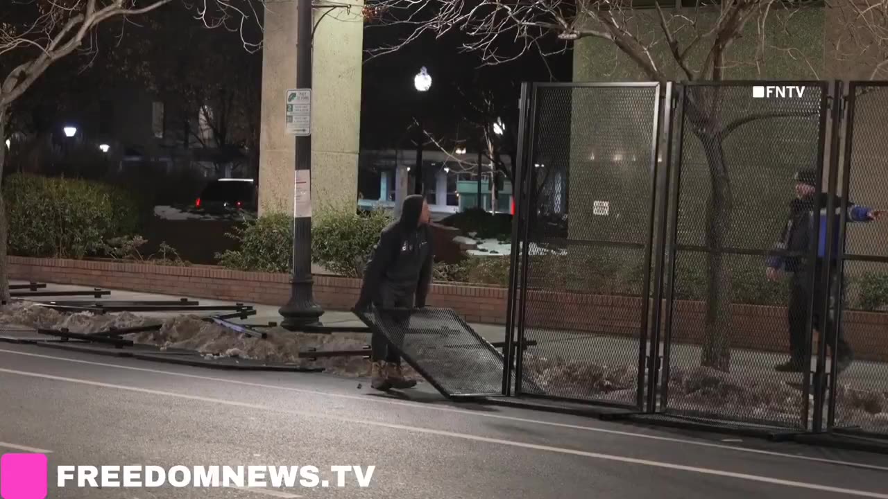 Heavy Dooty Barricades Going In For Inauguration