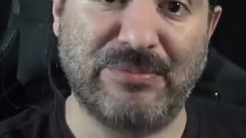 GameStop Paradox: CEOs Win, Everyone Else Loses 💸