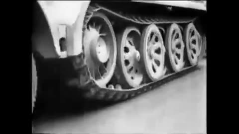 David Irving: Hitler's War and the War Path