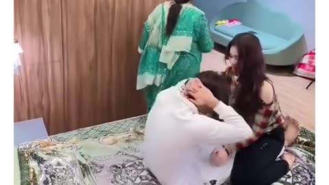 Romance video
