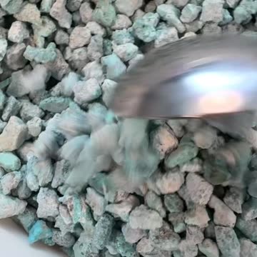 20250926-03 Turquoise Deep Sea: Where Mystery Meets Calm