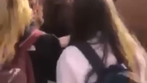 Girl School Fight Over Screenshotting Social Media Stories