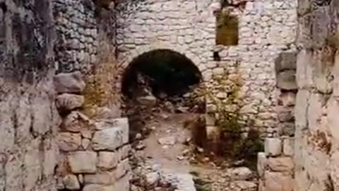 🌿🏰 Watch As The Forgotten Roman Aqueduct Unveils An Overgrown Knights Templar Fortress! | FeedMyCuri