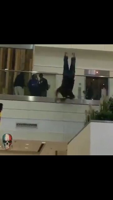 Drunk man jumps off balcony to his death at airport