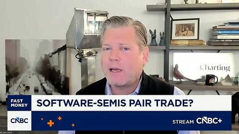 Chart Master: Software-semis pair trade?