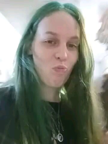 2019 cats shifting on dads car