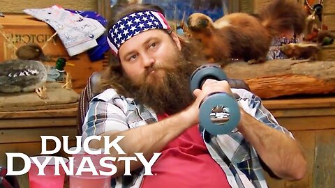 WILLIE'S NEW WORKOUT PLAN (Season 3) | Duck Dynasty