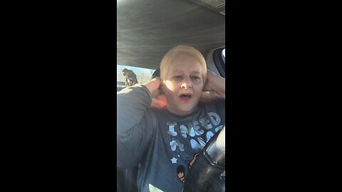 omg the damn Christmas songs are on the radio!!!