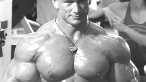 LEE PRIEST