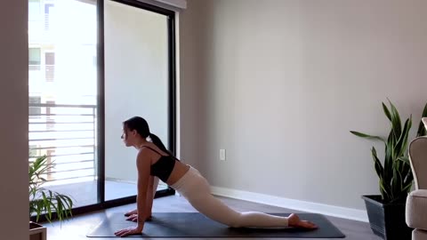 20 minute yoga for stretch and strength