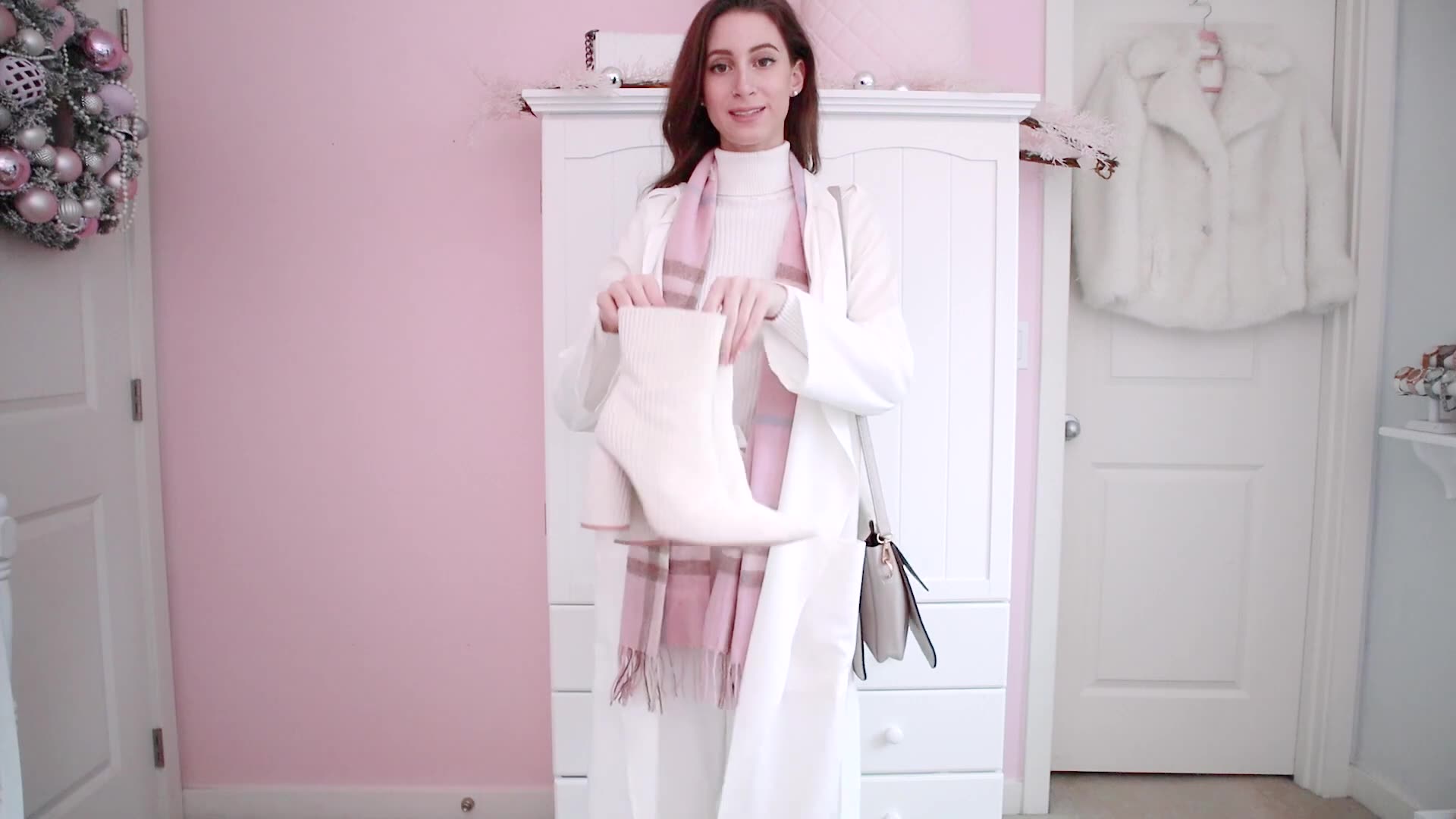 How to Dress Feminine in the Winter ❄ | Tia McIntosh